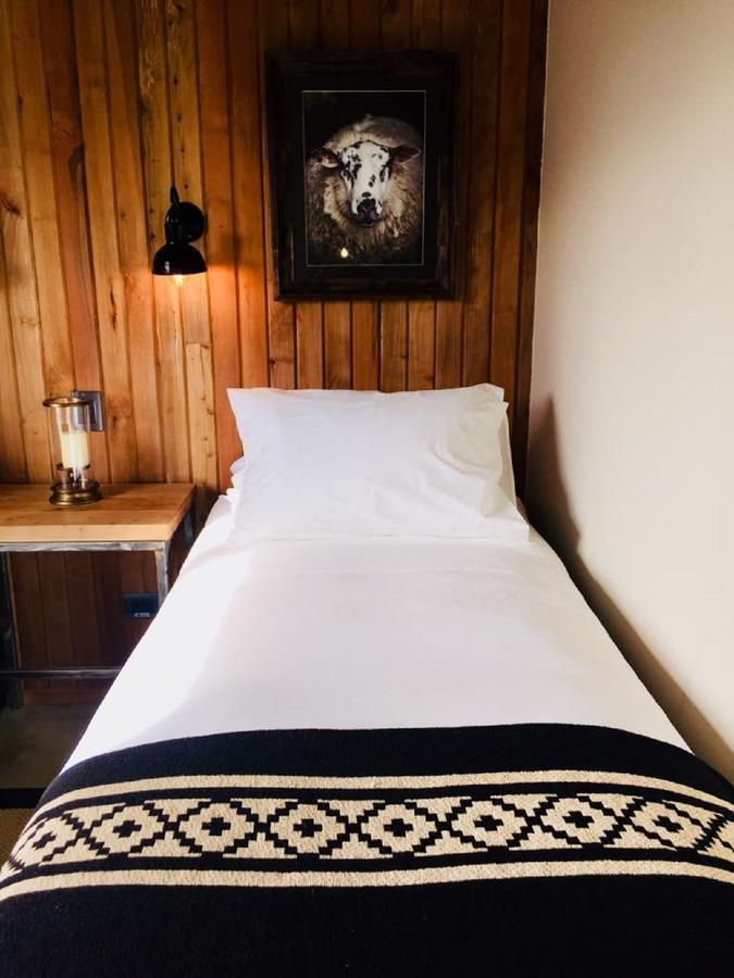 Hostal Boutique Factoria Patagonia プエルト・ナタレス エクステリア 写真