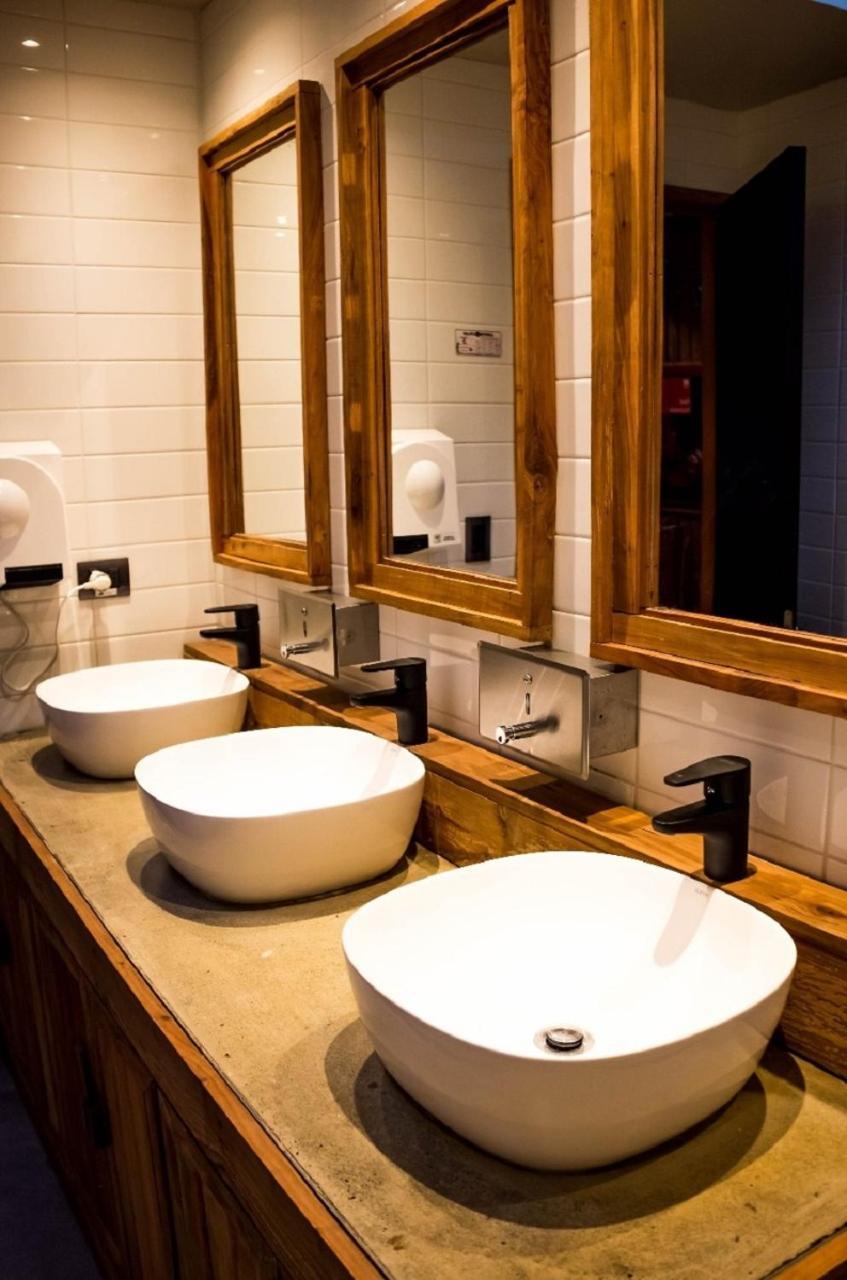 Hostal Boutique Factoria Patagonia プエルト・ナタレス エクステリア 写真